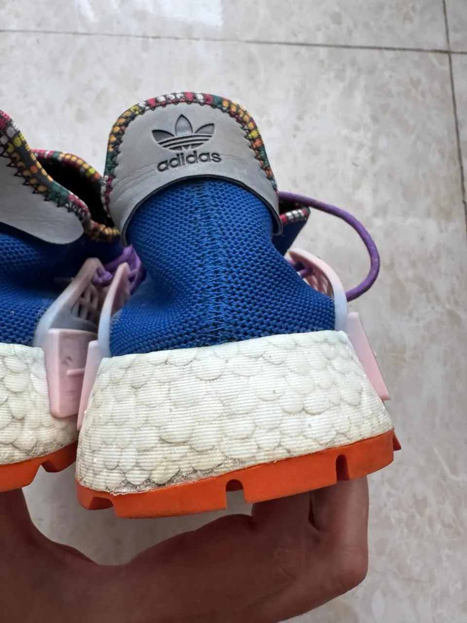 Кроссовки Adidas Human Race коллаборация с Pharrell Williams 2