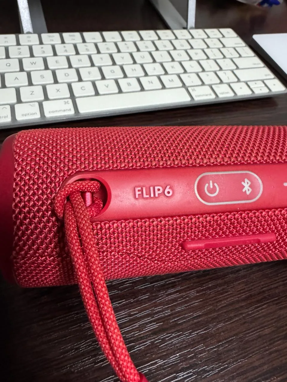 Колонка JBL Flip 6 в идеальном состоянии 2