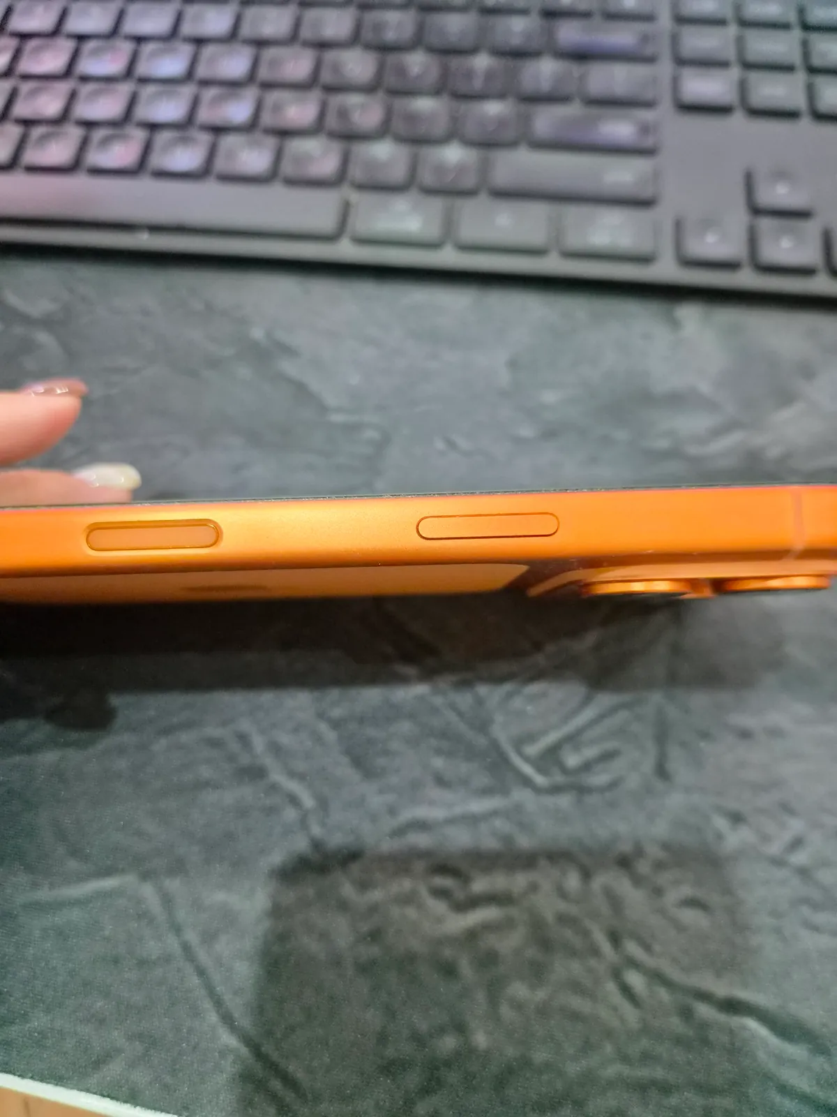 IPhone 17 Pro 256GB без повреждений 3