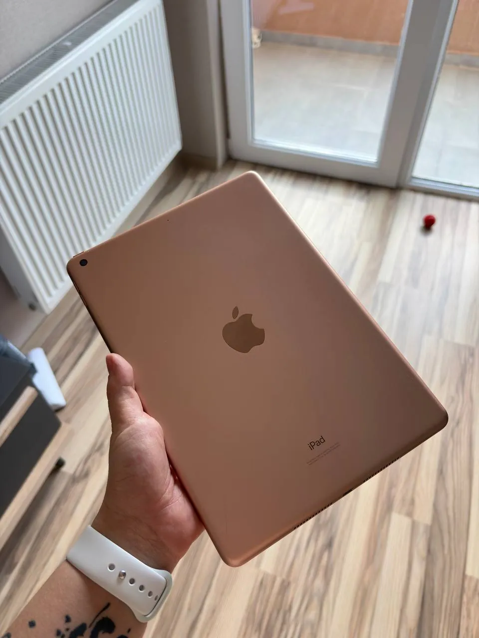 IPad 7-го поколения, аккумулятор 89% 2