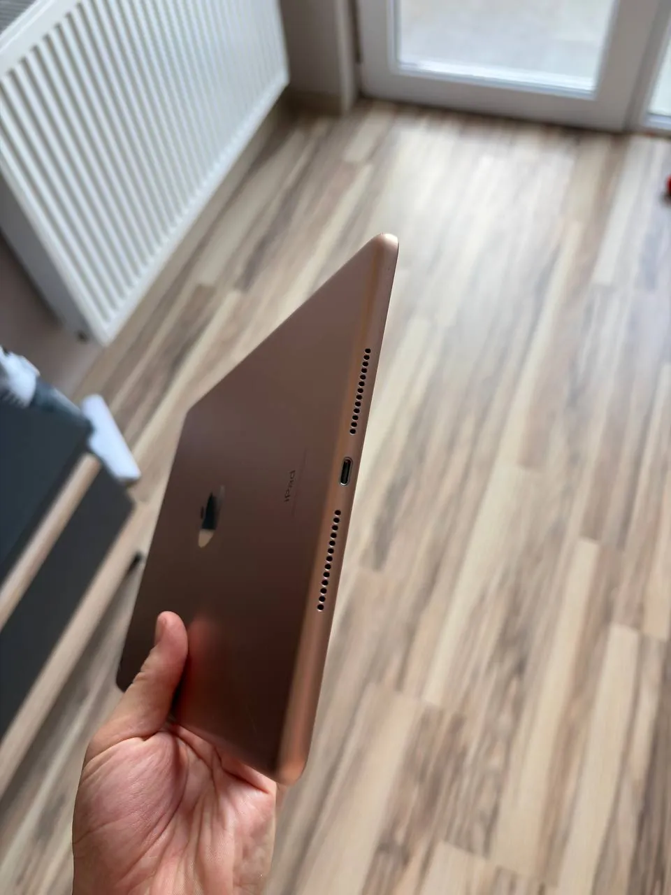IPad 7-го поколения, аккумулятор 89% 4