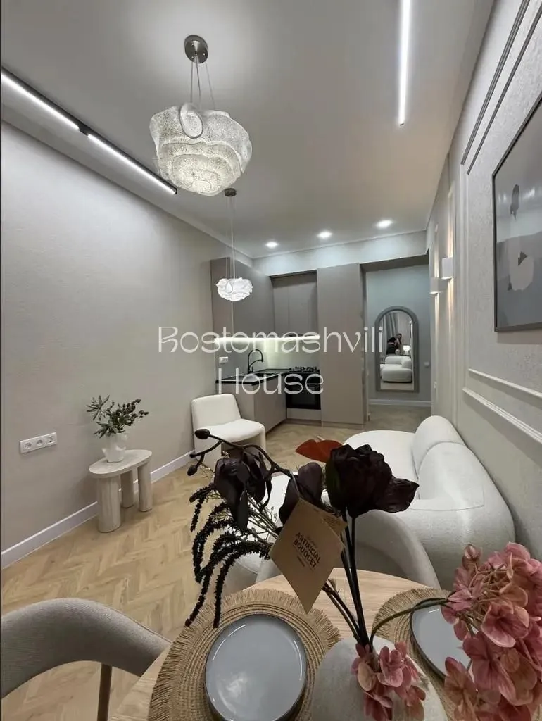 Квартира 50 м² с балконом в Сабуртало 5