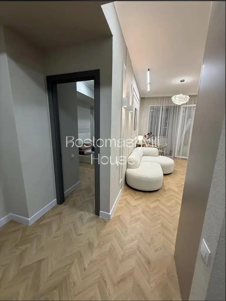 Квартира 50 м² с балконом в Сабуртало 6