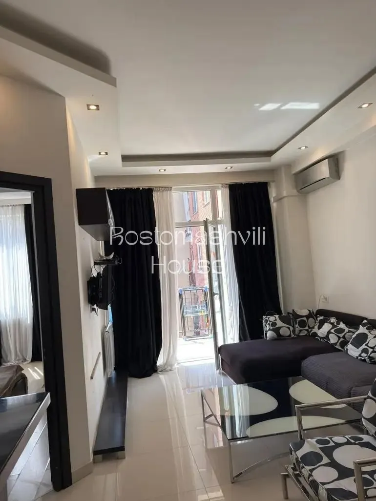 Квартира 55 м² с балконом в Сабуртало 2
