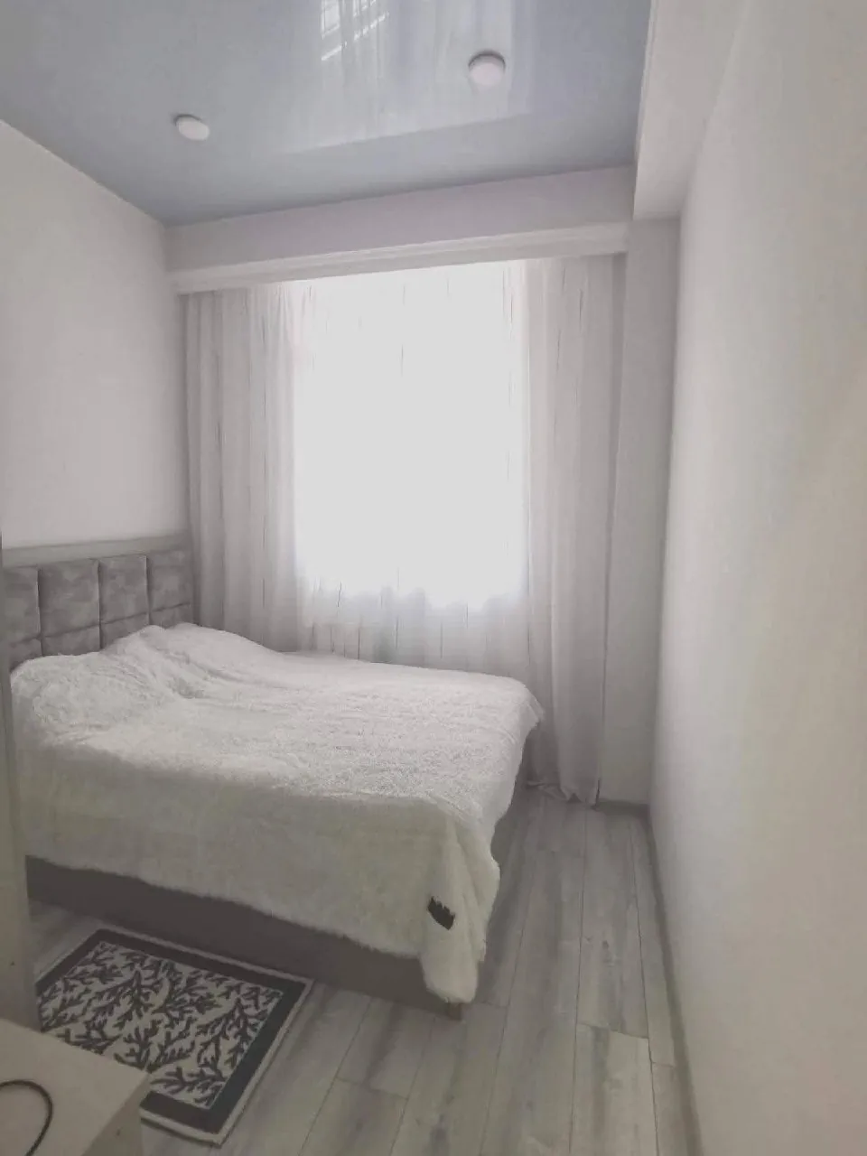 Квартира 55 м² с 2 спальнями на Инасаридзе 8