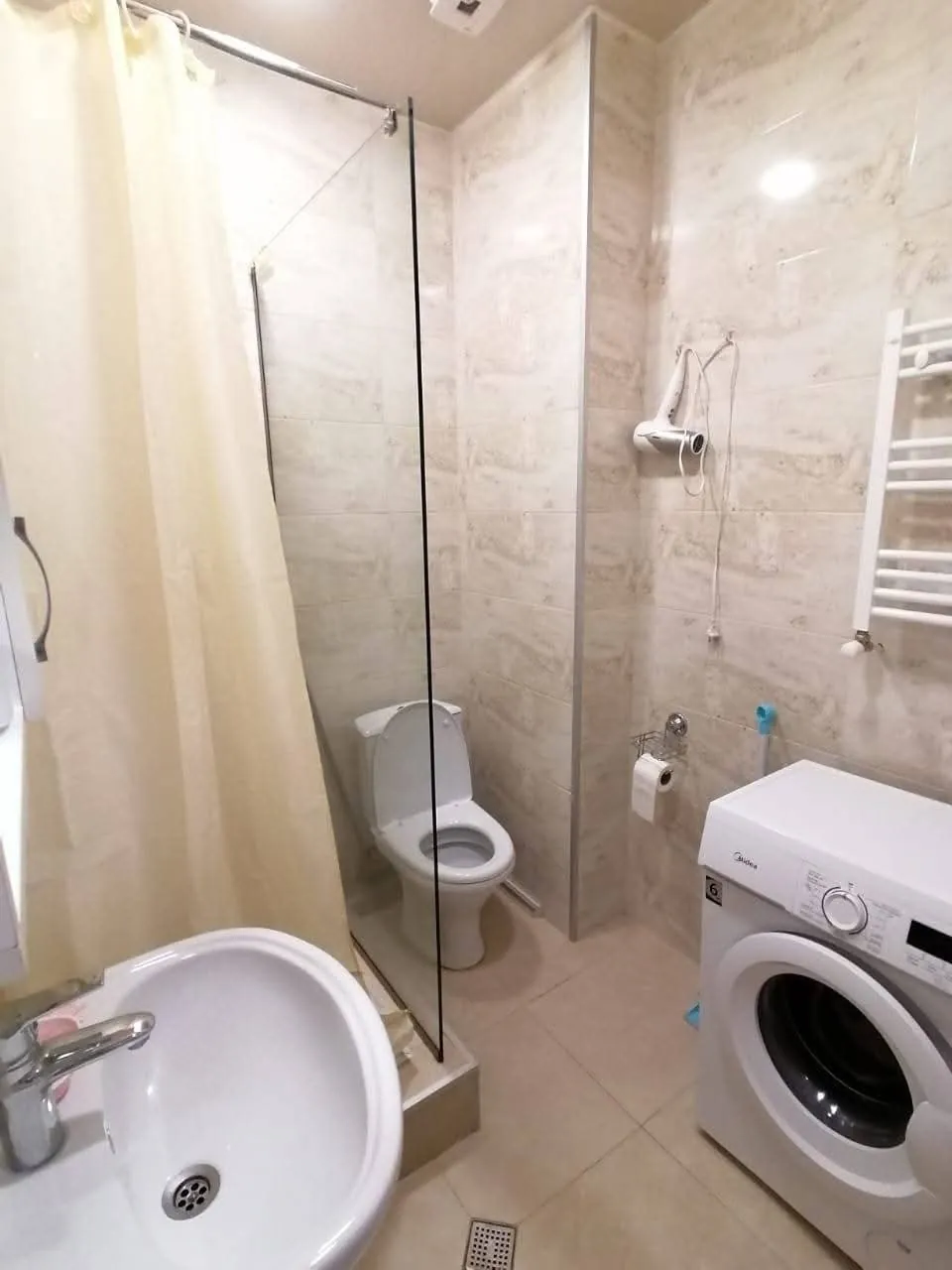 Квартира 55 м² с 2 спальнями на Инасаридзе 10