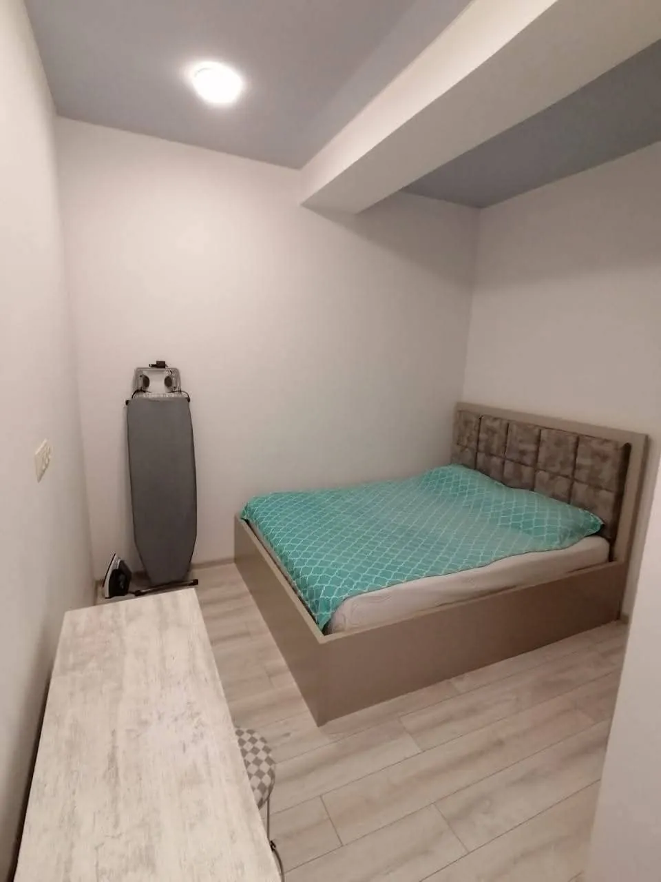 Квартира 55 м² с 2 спальнями на Инасаридзе 7