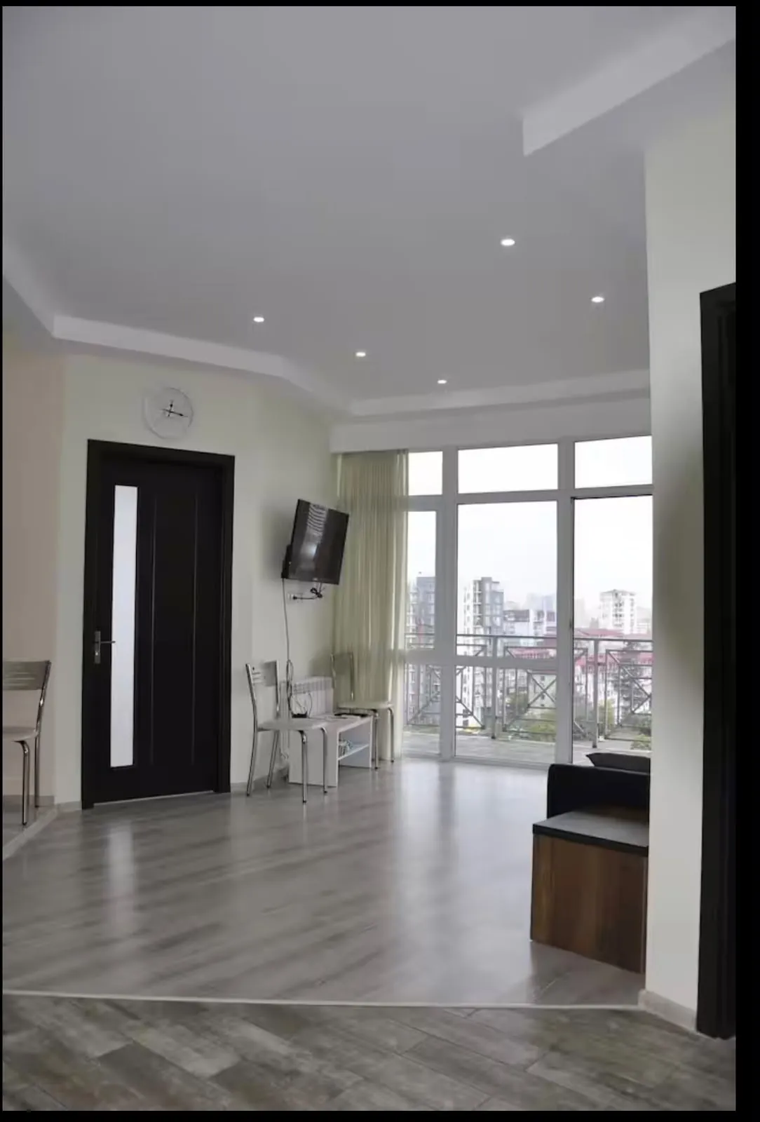 Квартира 70 м² с 2 спальнями на Лермонтова 2