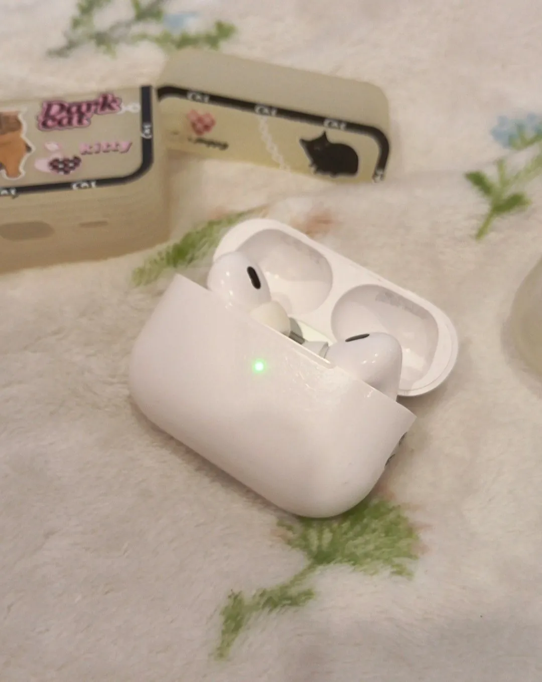 Наушники AirPods (реплика) с зарядным кейсом 1