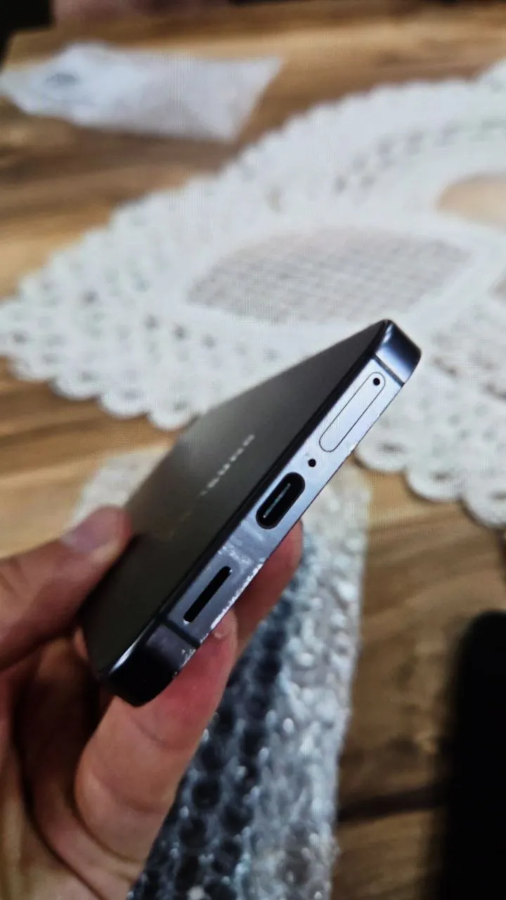 Samsung Galaxy S24 американская версия 5