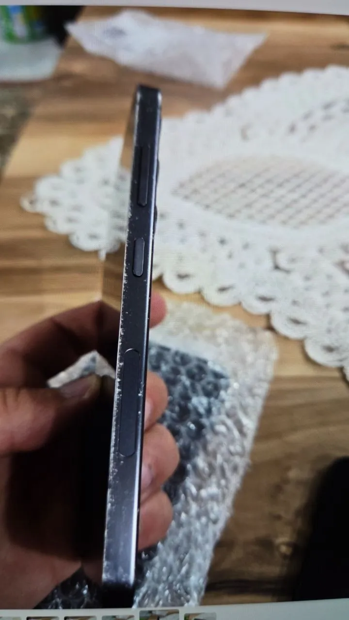 Samsung Galaxy S24 американская версия 3