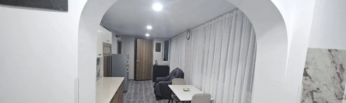 Квартира 90 м² с 3 спальнями в Ваке 4