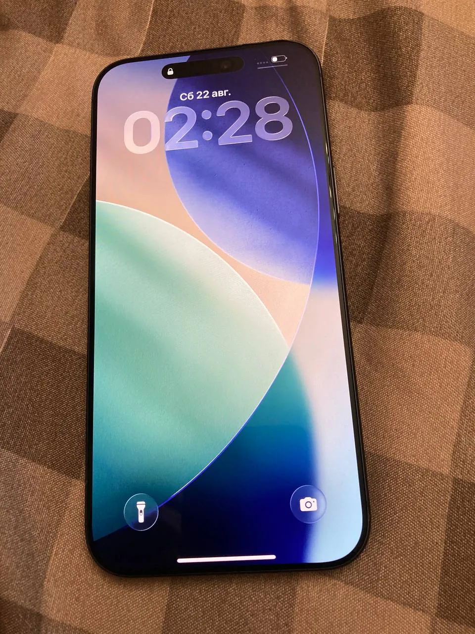 IPhone 17 Pro Max в состоянии нового 4