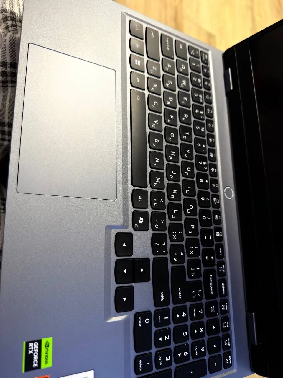 Игровой ноутбук Lenovo LOQ 15AHP10 2