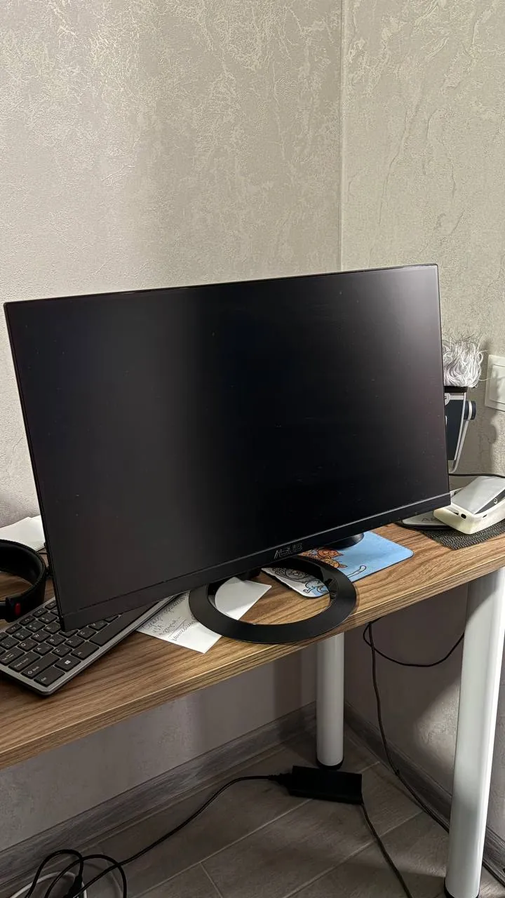 Монитор Asus 24 дюйма 1