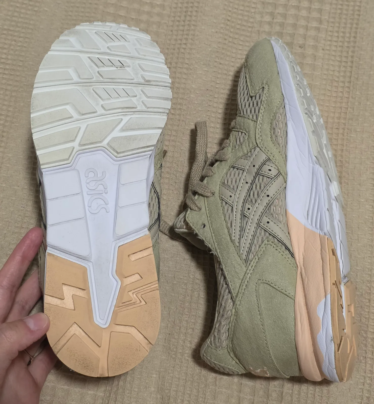 Кроссовки ASICS Gel-Lyte V размер 40 4