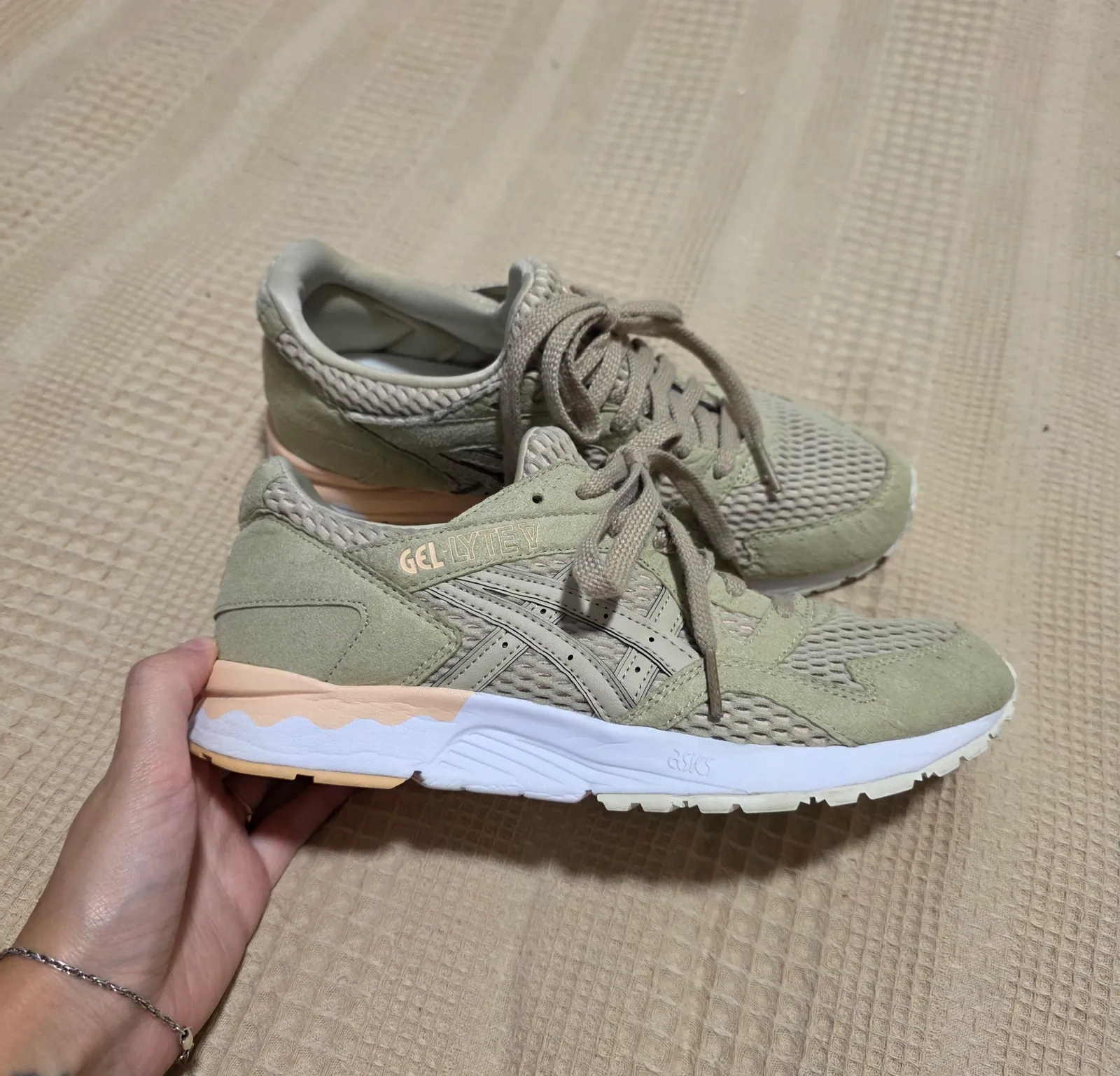 Кроссовки ASICS Gel-Lyte V размер 40 1