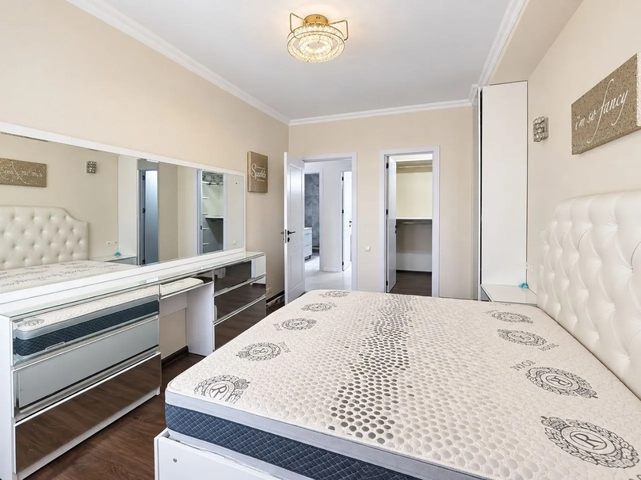 Квартира 135 м² с посудомойкой в Ваке 4