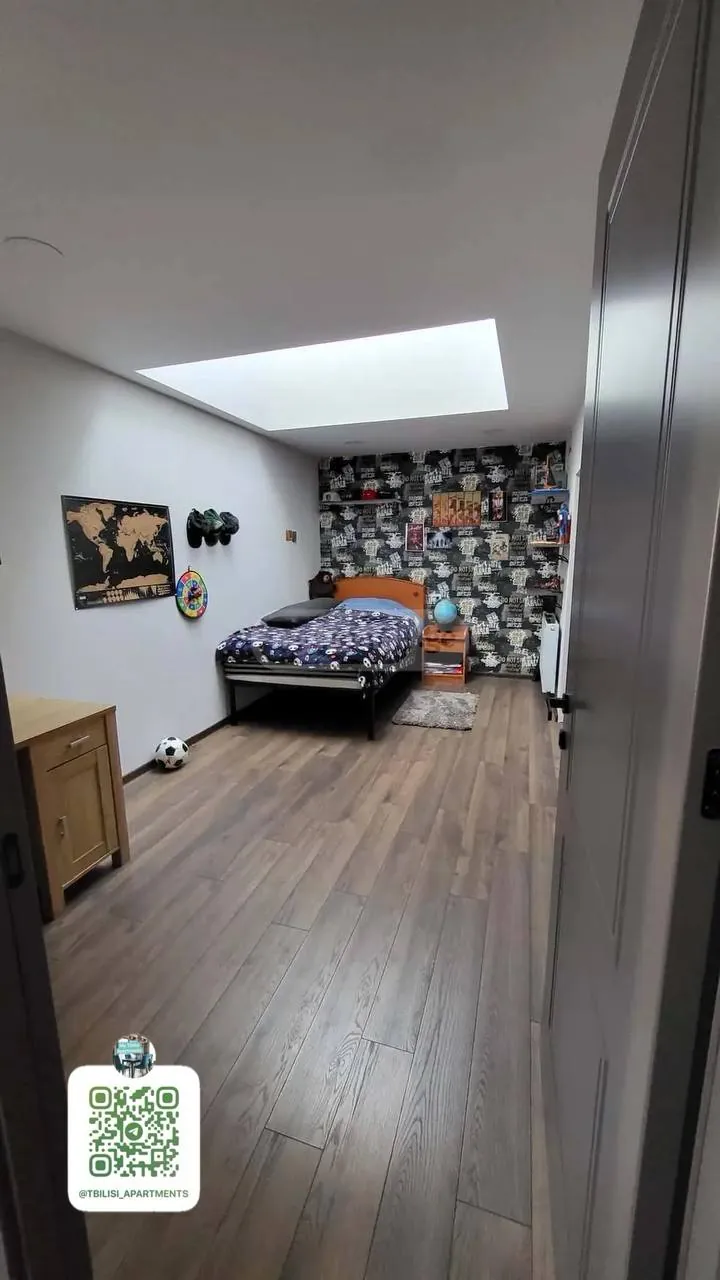 Квартира 87 м² с балконом в Чугурети 5