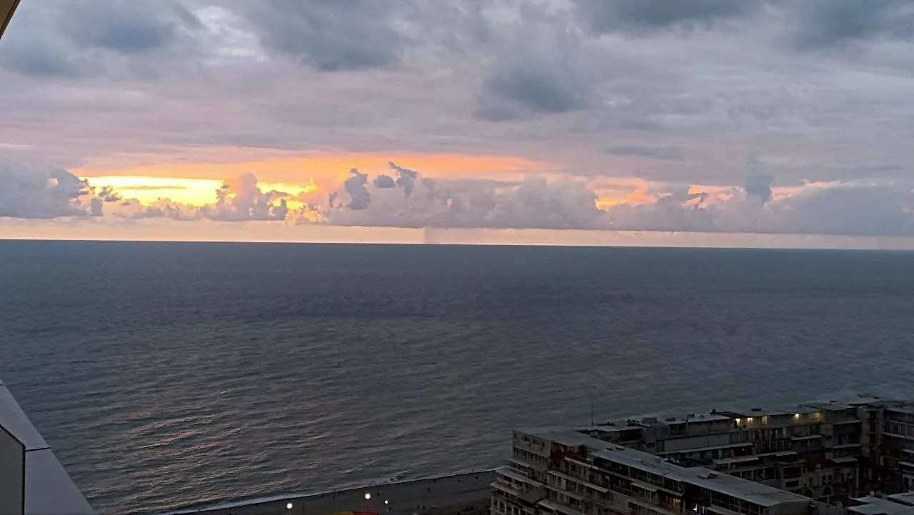 Квартира 40 м² с видом на море в Alliance Palace 10