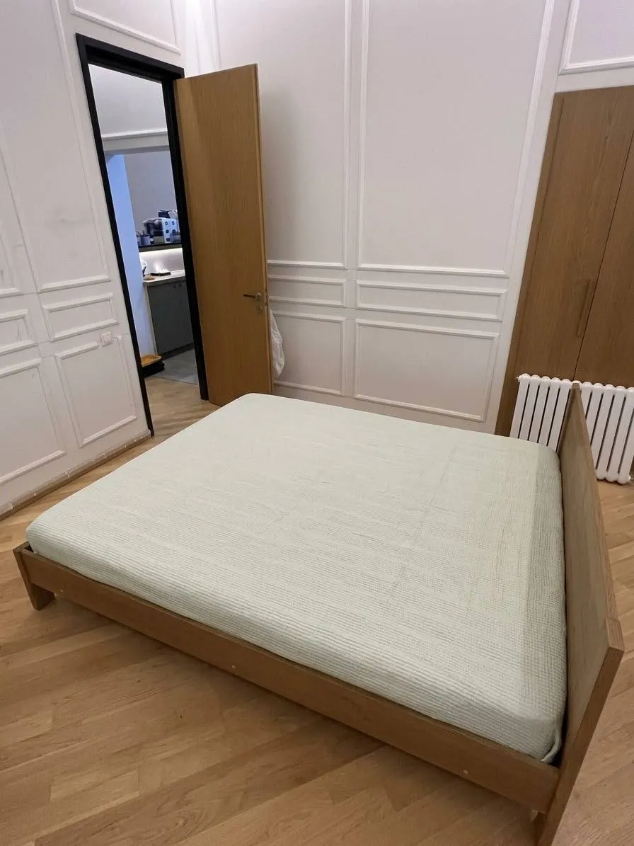 Мебель для дома: кровать, стулья, тумбы, диван 2
