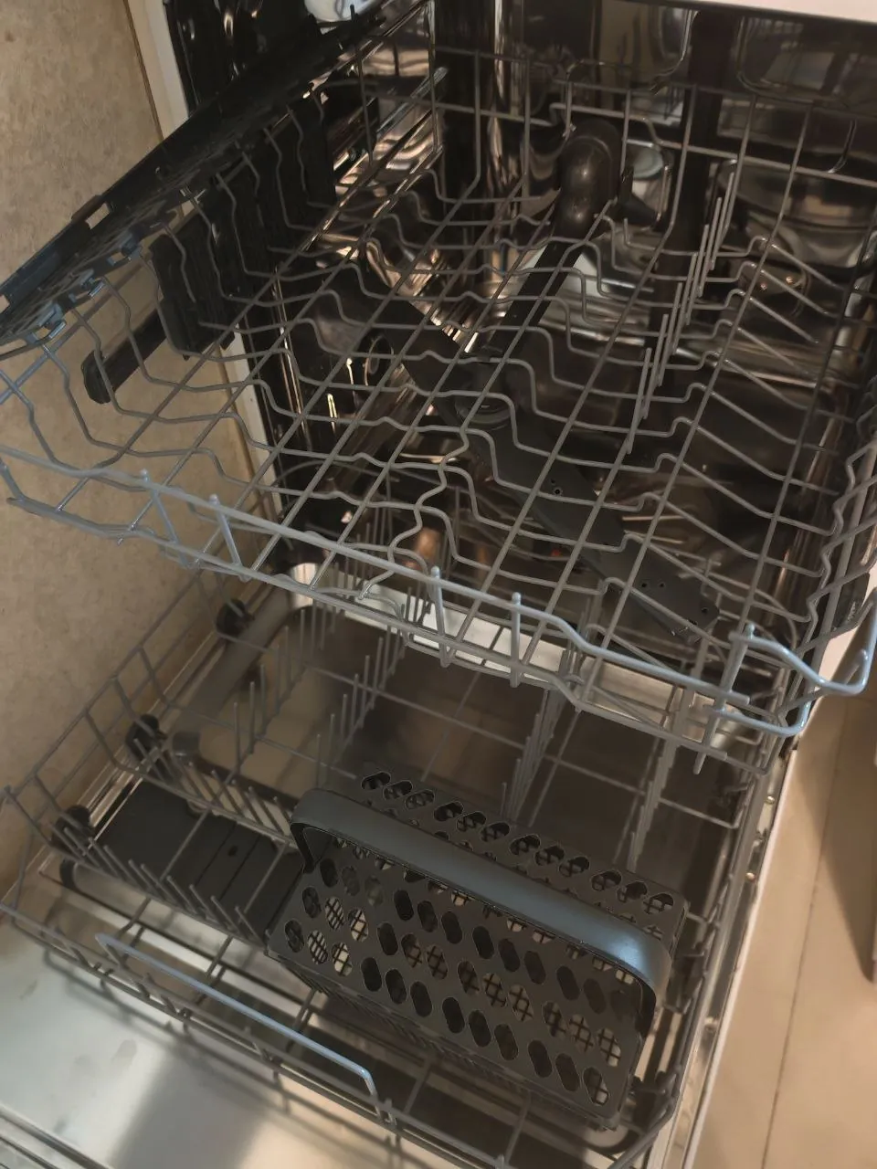 Посудомоечная машина Electrolux ESF9552LOW 4