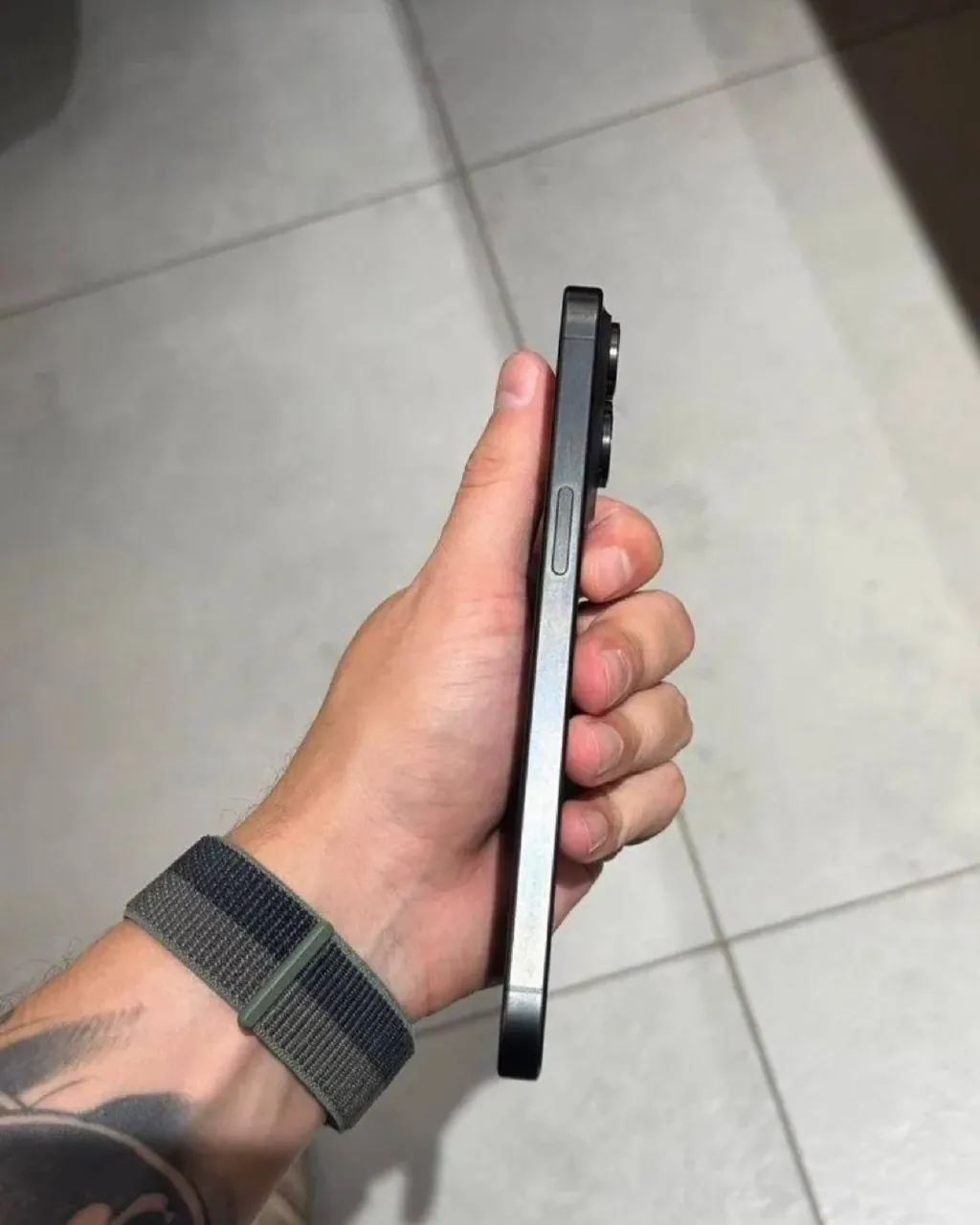 IPhone 15 Pro Max 256 ГБ 4