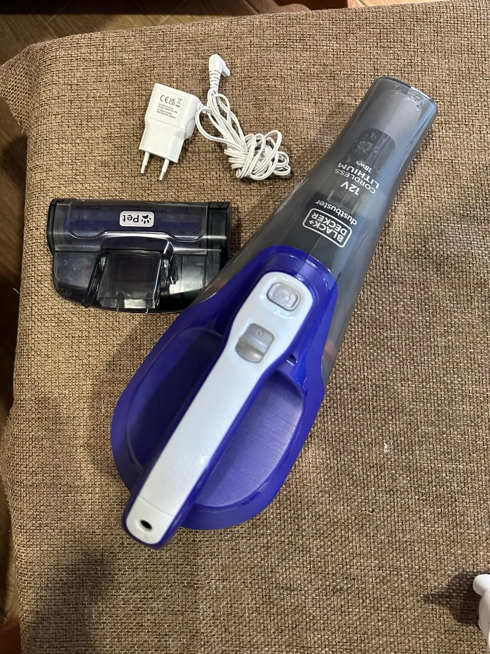 Беспроводной ручной пылесос Black+Decker Dustbuster 1