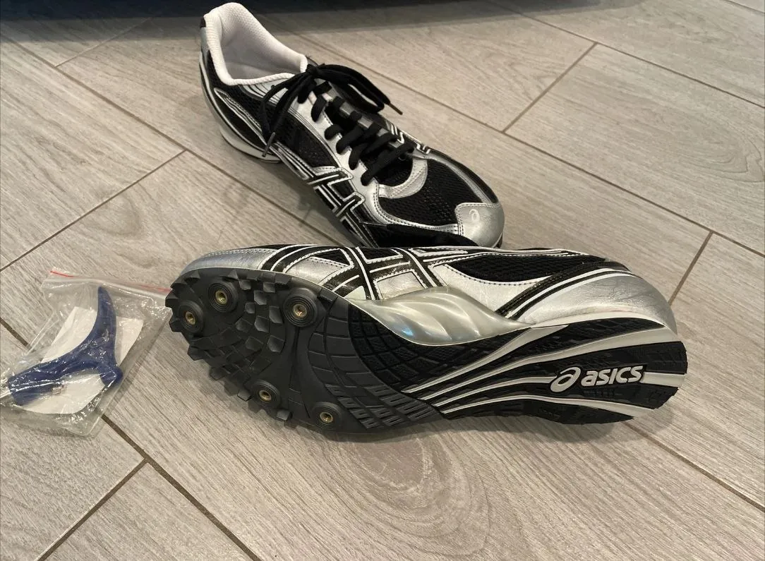 Кроссовки ASICS Hyper MD размер 48 2