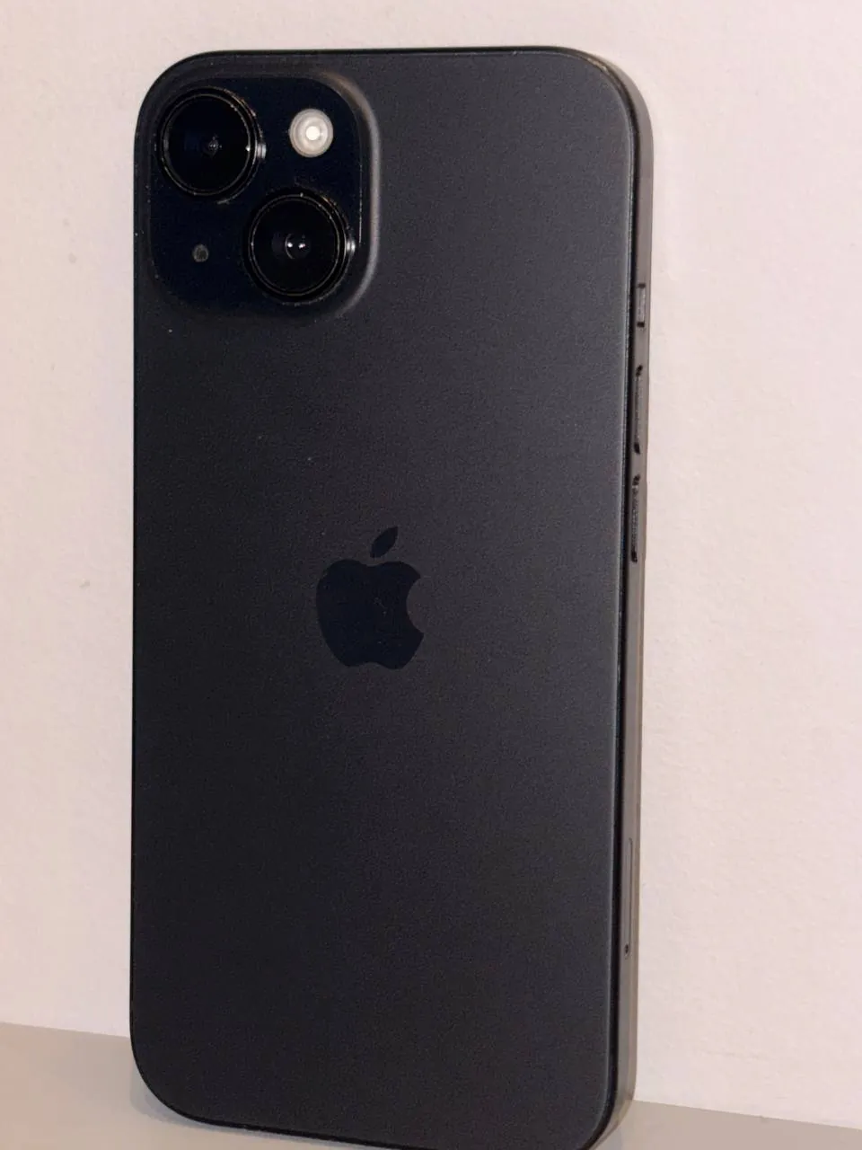 IPhone 15 256GB с батареей 85% 2
