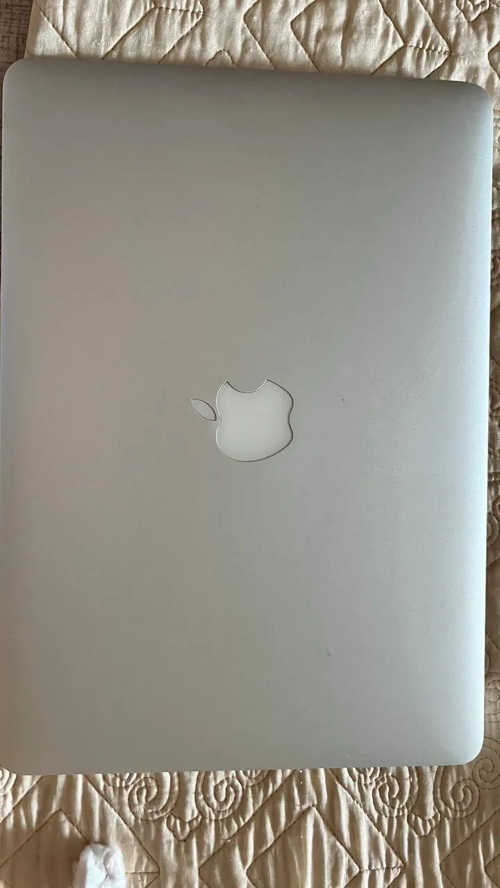 MacBook Air 13 дюймов 2017 года 3