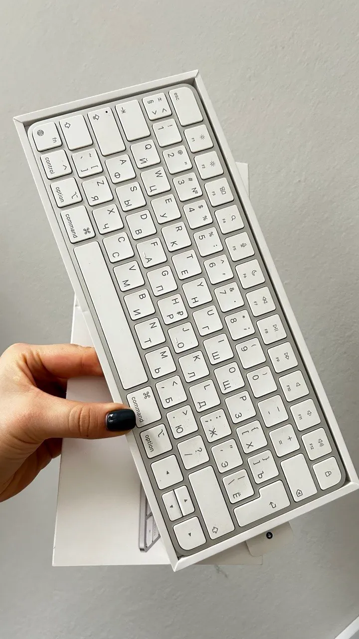 Клавиатура Apple Magic Keyboard A2450 серая 1