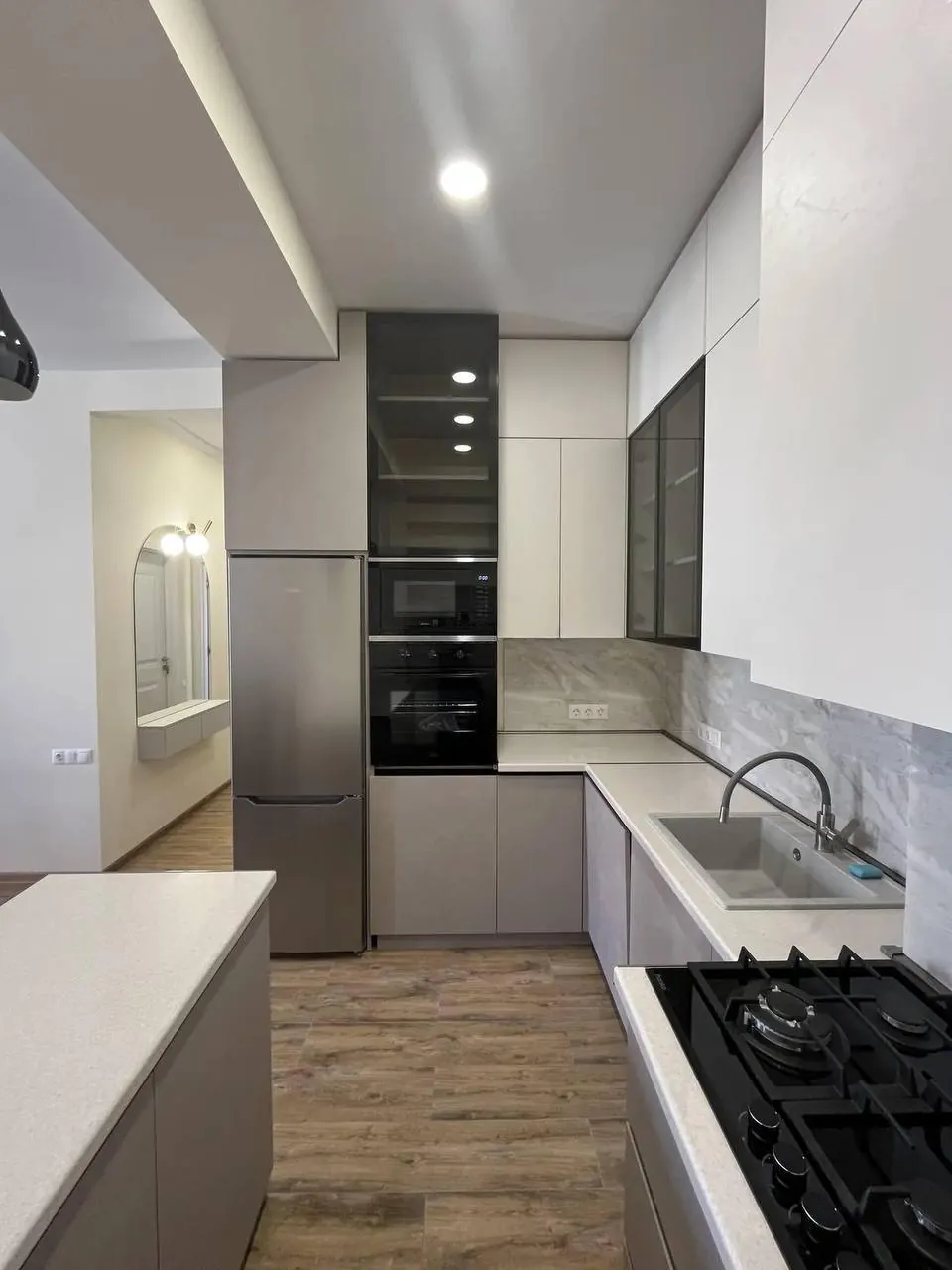 Квартира 88 м² с 2 спальнями в Сабуртало 5
