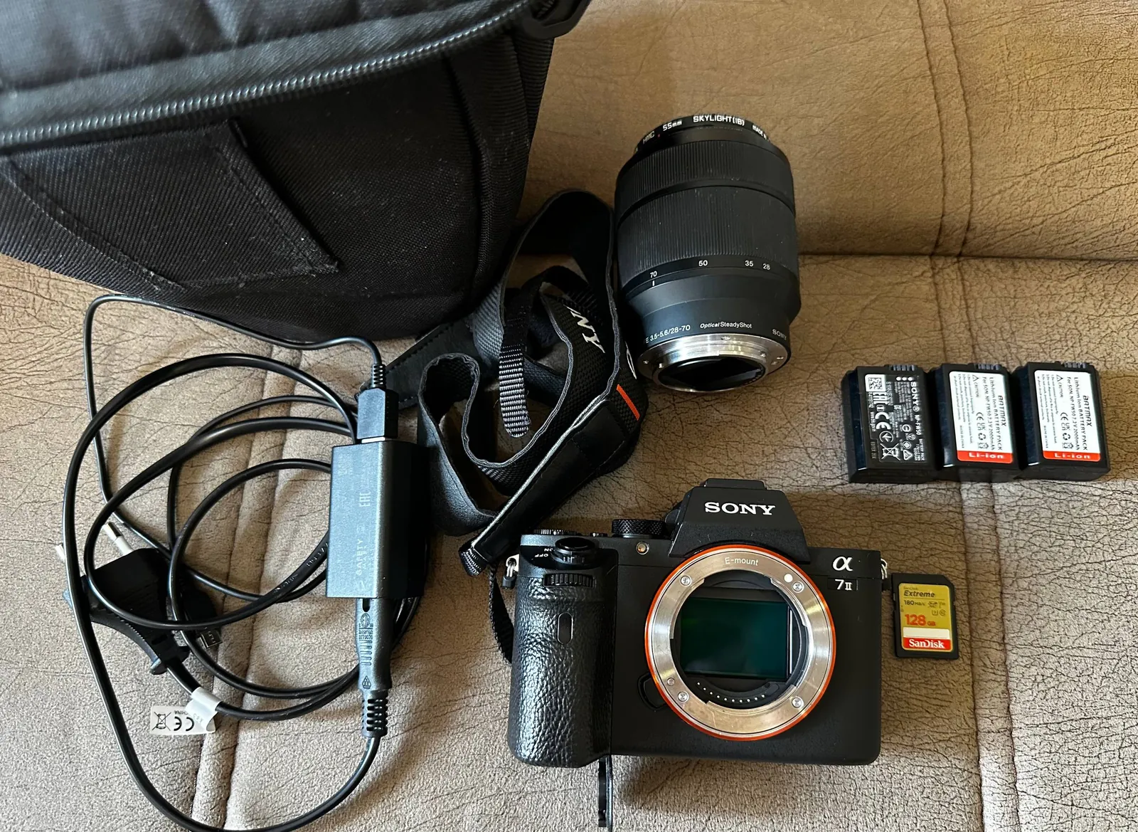 Беззеркальная камера Sony a7 II с объективами 1