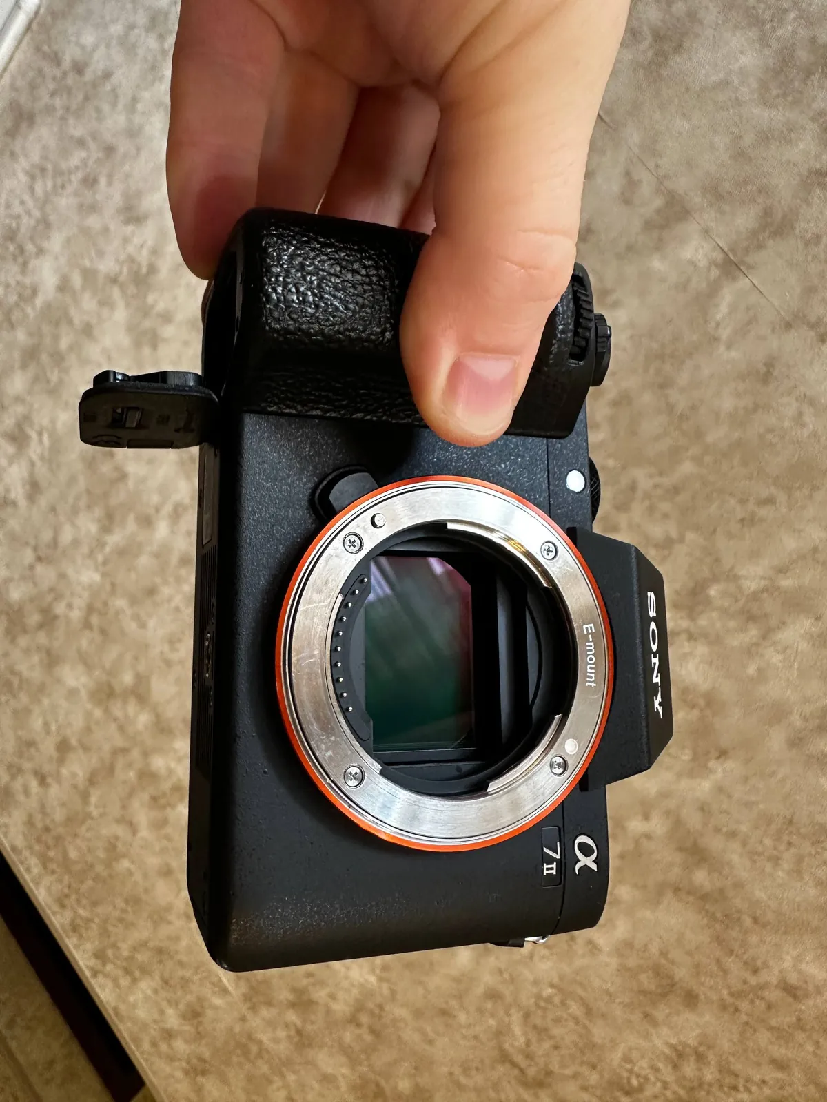 Беззеркальная камера Sony a7 II с объективами 2