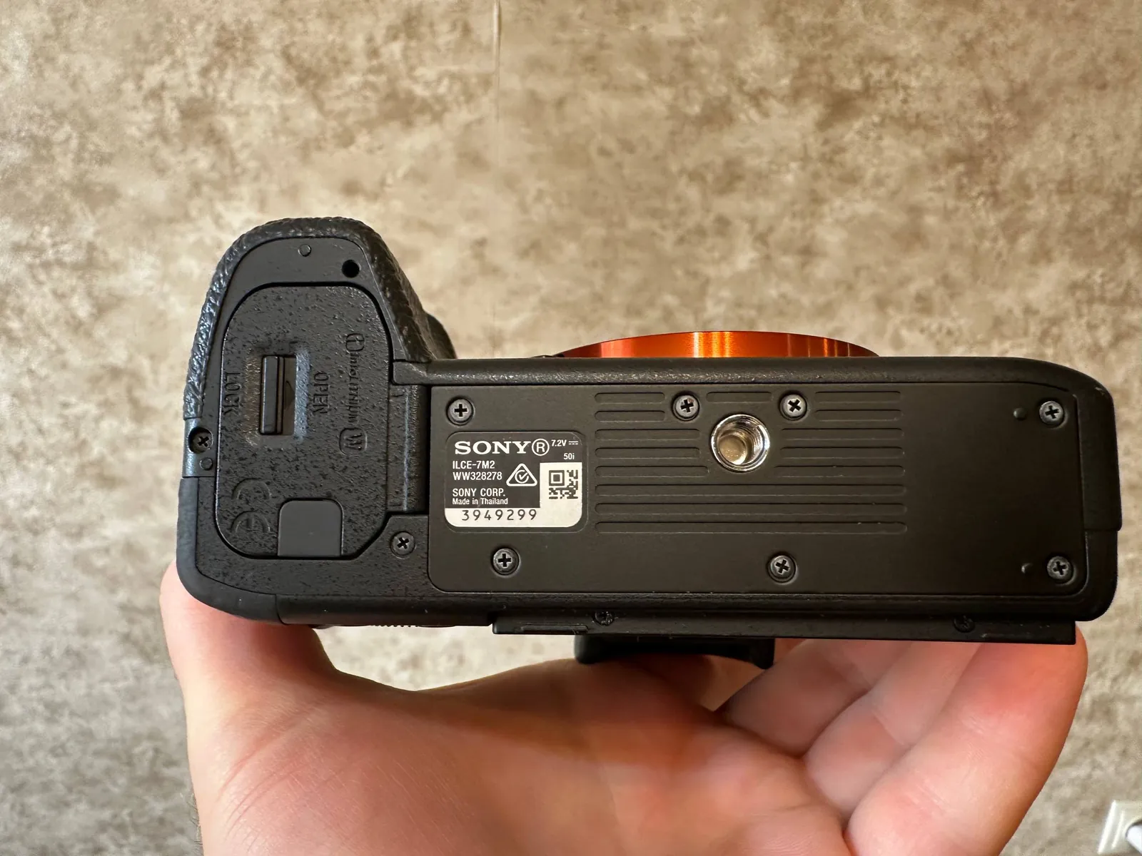 Беззеркальная камера Sony a7 II с объективами 3