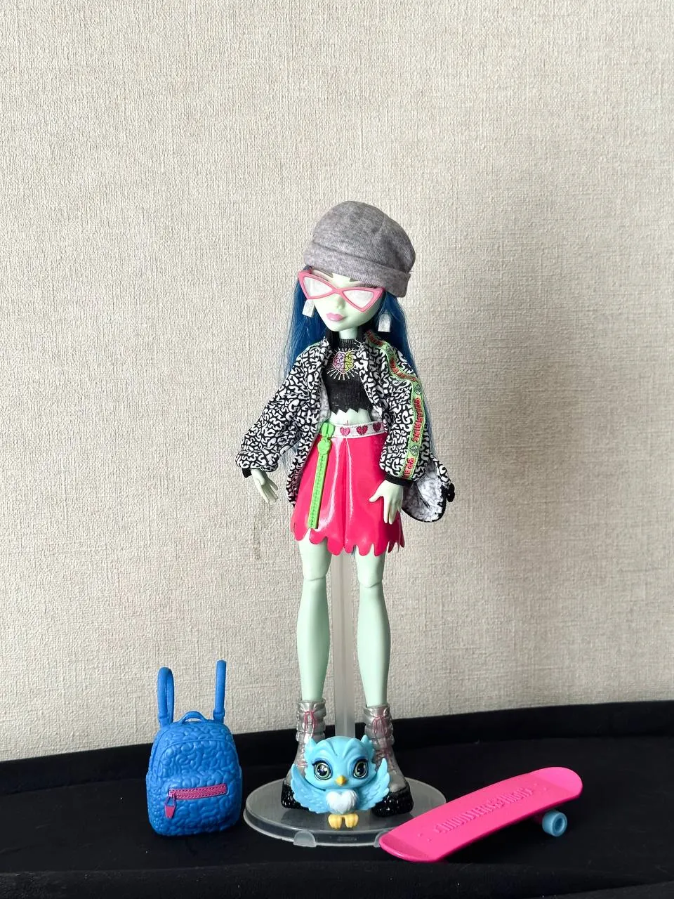 Коллекционные куклы Monster High и Rainbow High 3