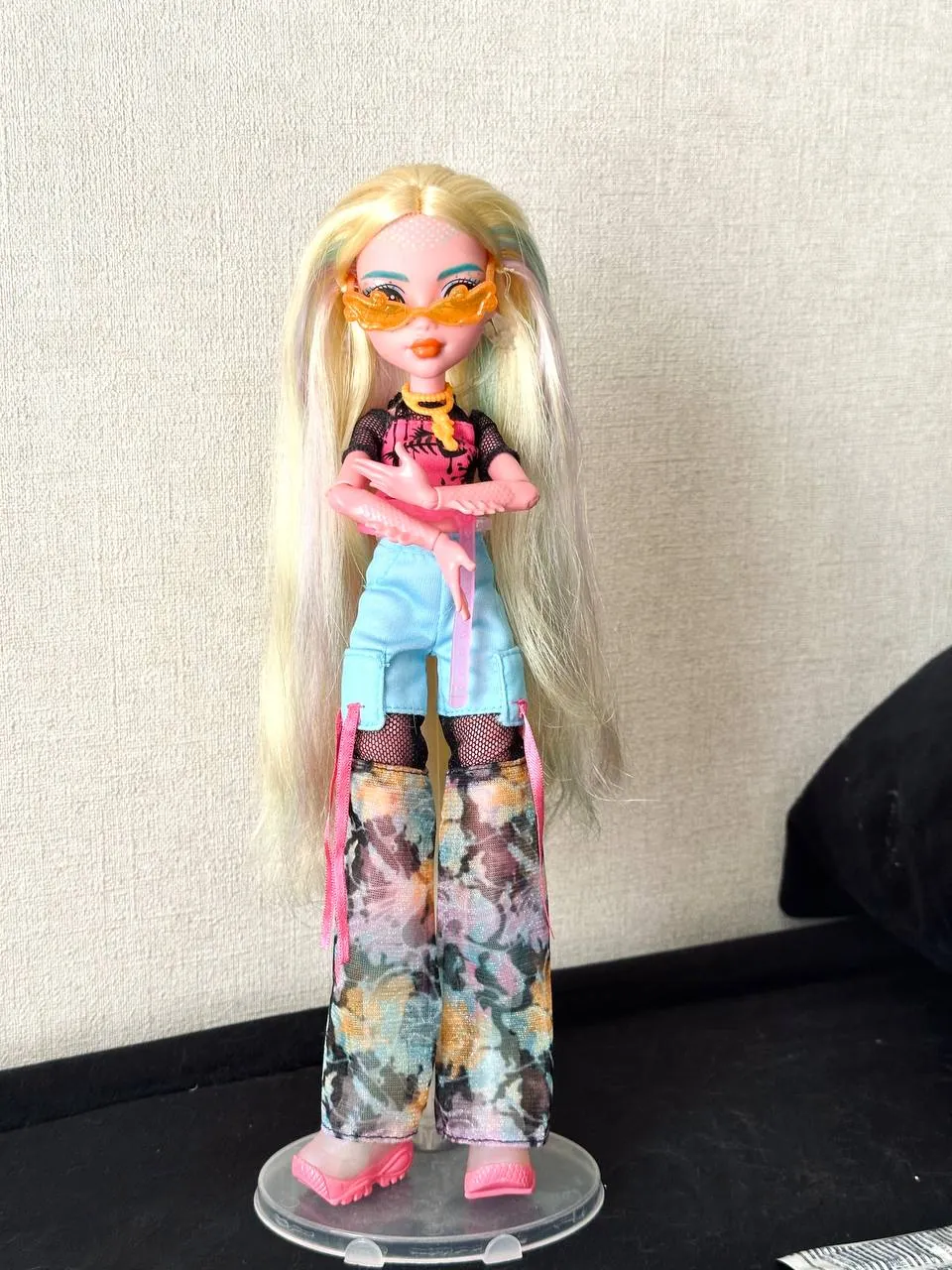 Коллекционные куклы Monster High и Rainbow High 4