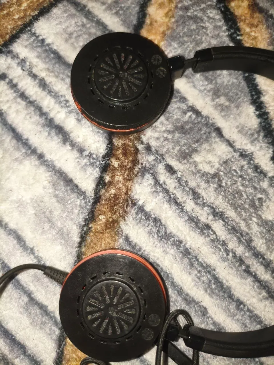 Наушники Jabra в рабочем состоянии 2