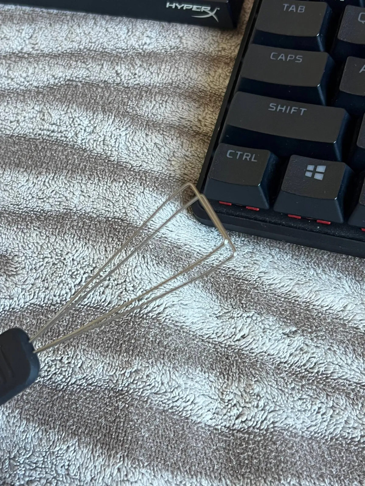 Механическая клавиатура HyperX Alloy Origins 60% с красными свитчами 7