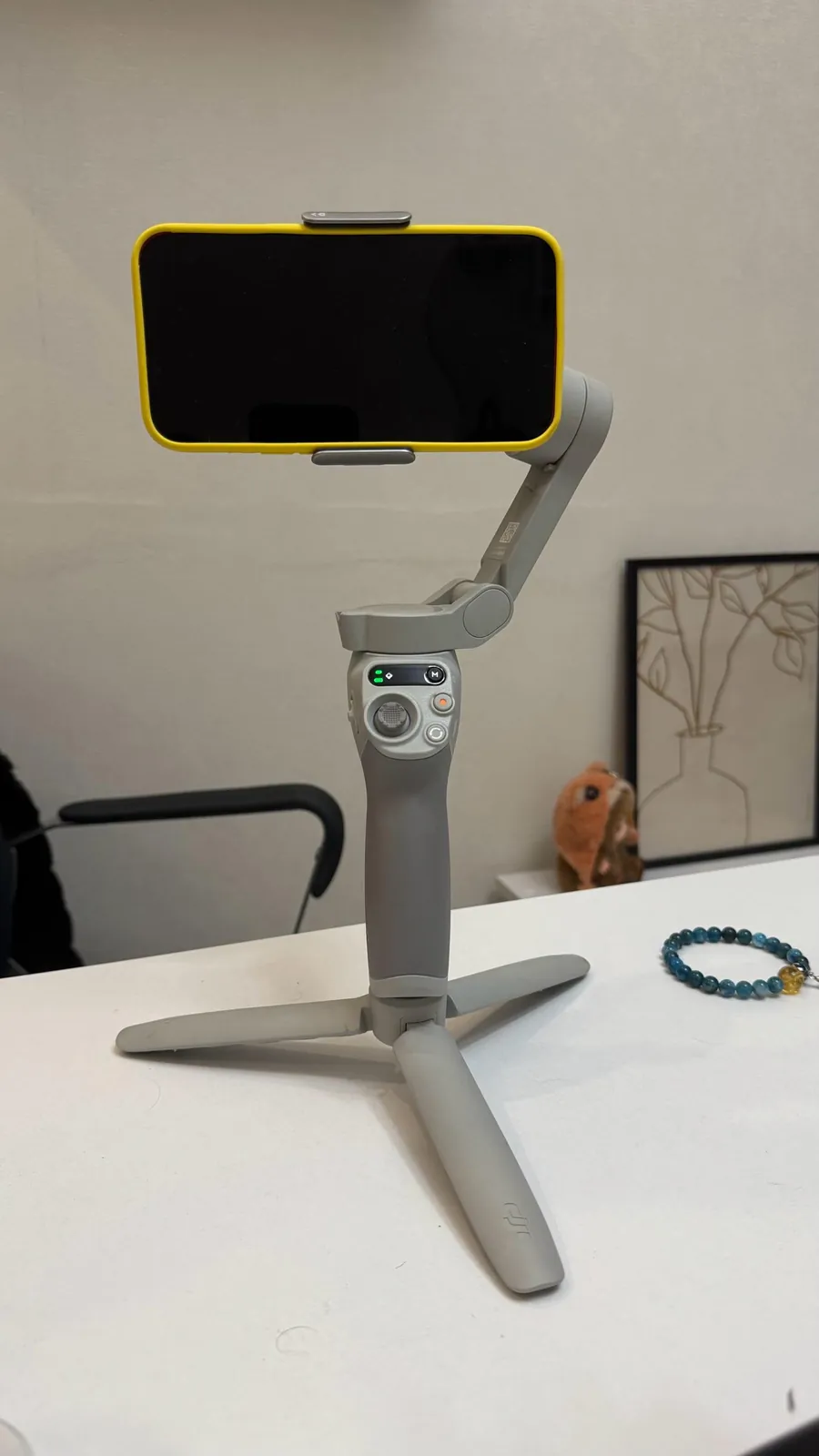 Стабилизатор для телефона DJI Osmo Mobile SE 2