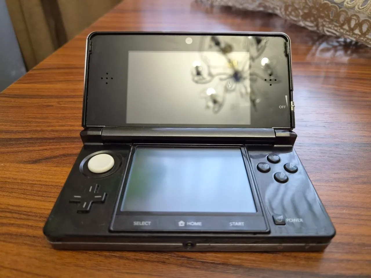 Игровая консоль Nintendo 3DS с играми 4