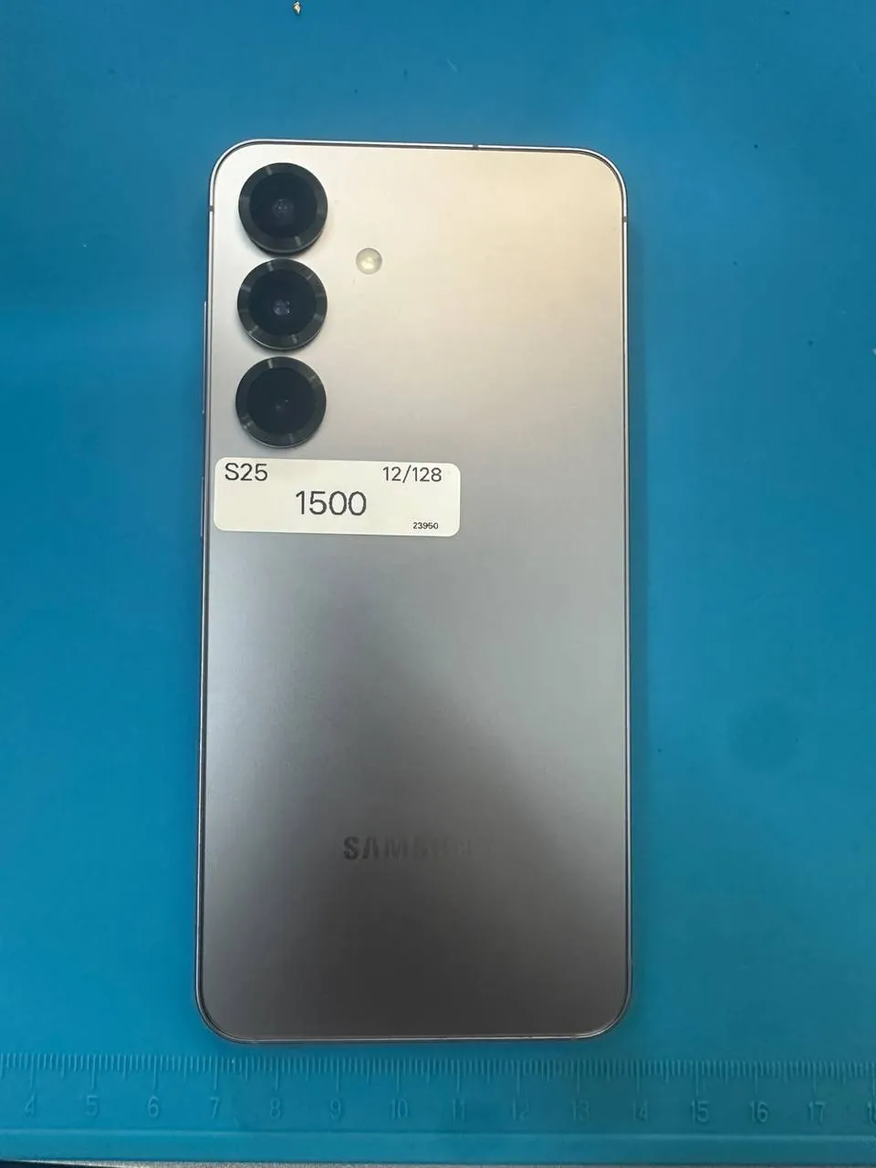 Samsung Galaxy S25 256GB 2