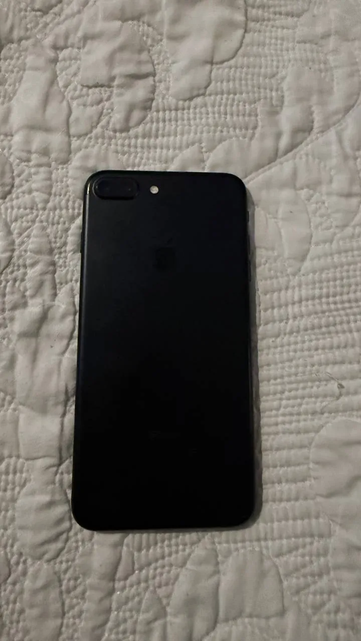 IPhone 7 Plus 32 ГБ, батарея 86-88% 1