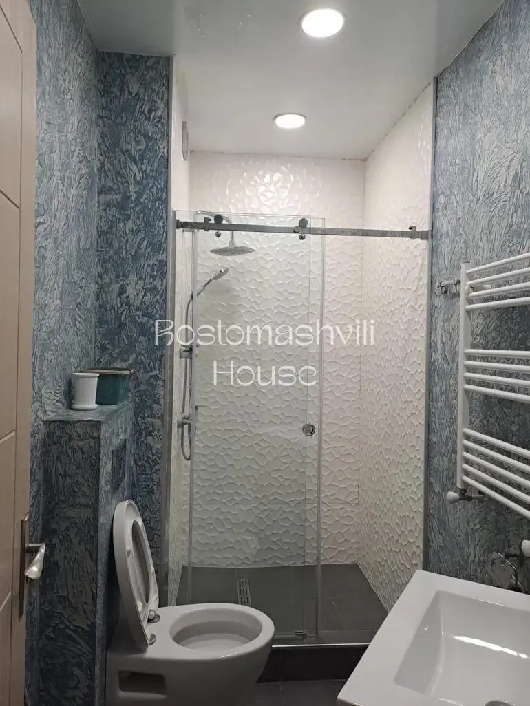 Квартира 50 м² с балконом в Сабуртало 8