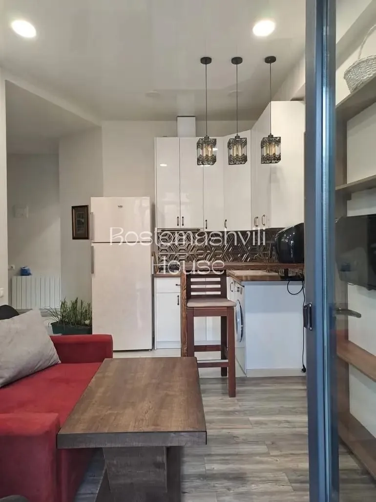 Квартира 50 м² с балконом в Сабуртало 2