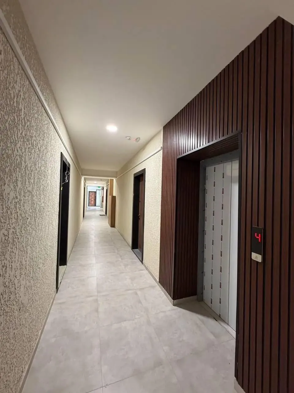 Квартира 87 м² с балконом в Сабуртало 6