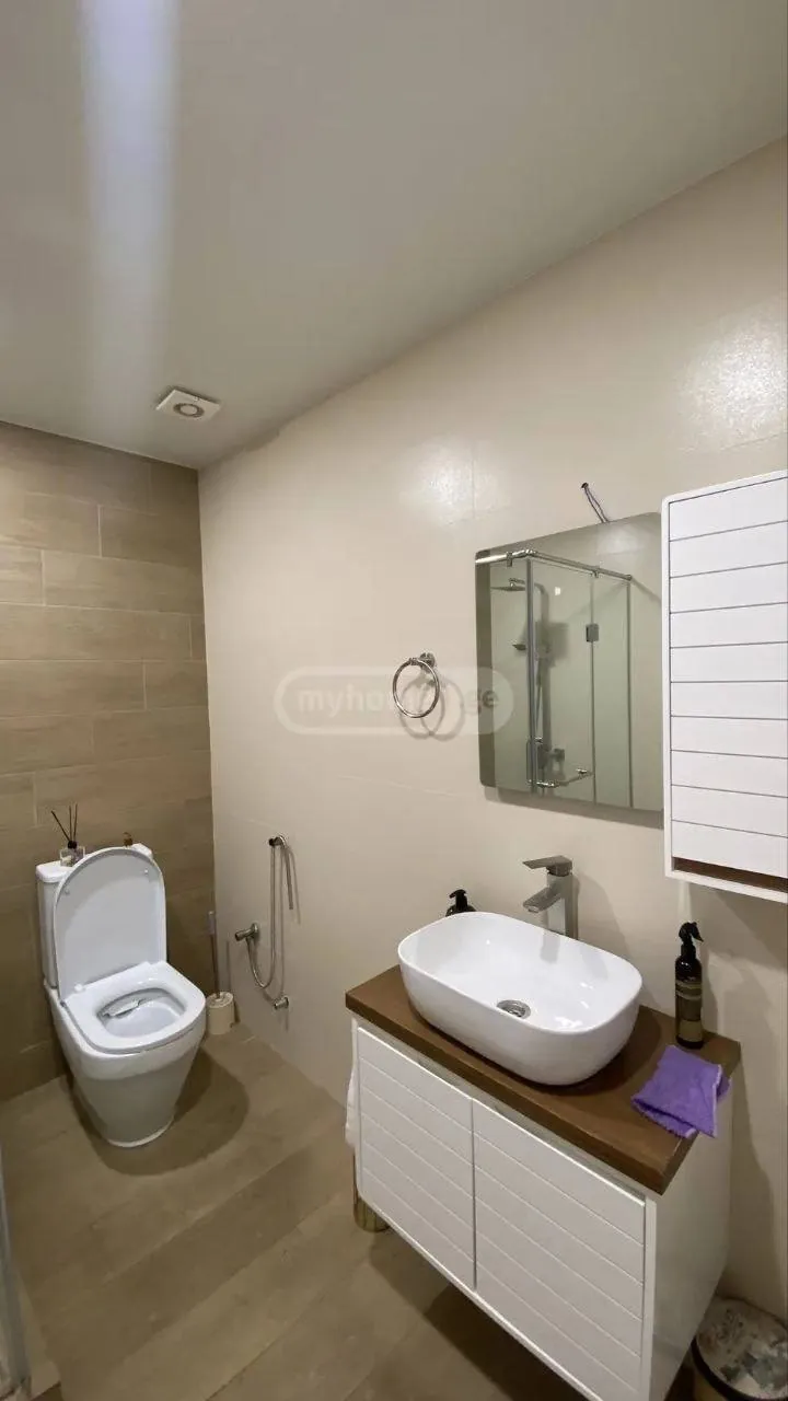 Квартира 55 м² с 2 комнатами у метро Ахметели 8