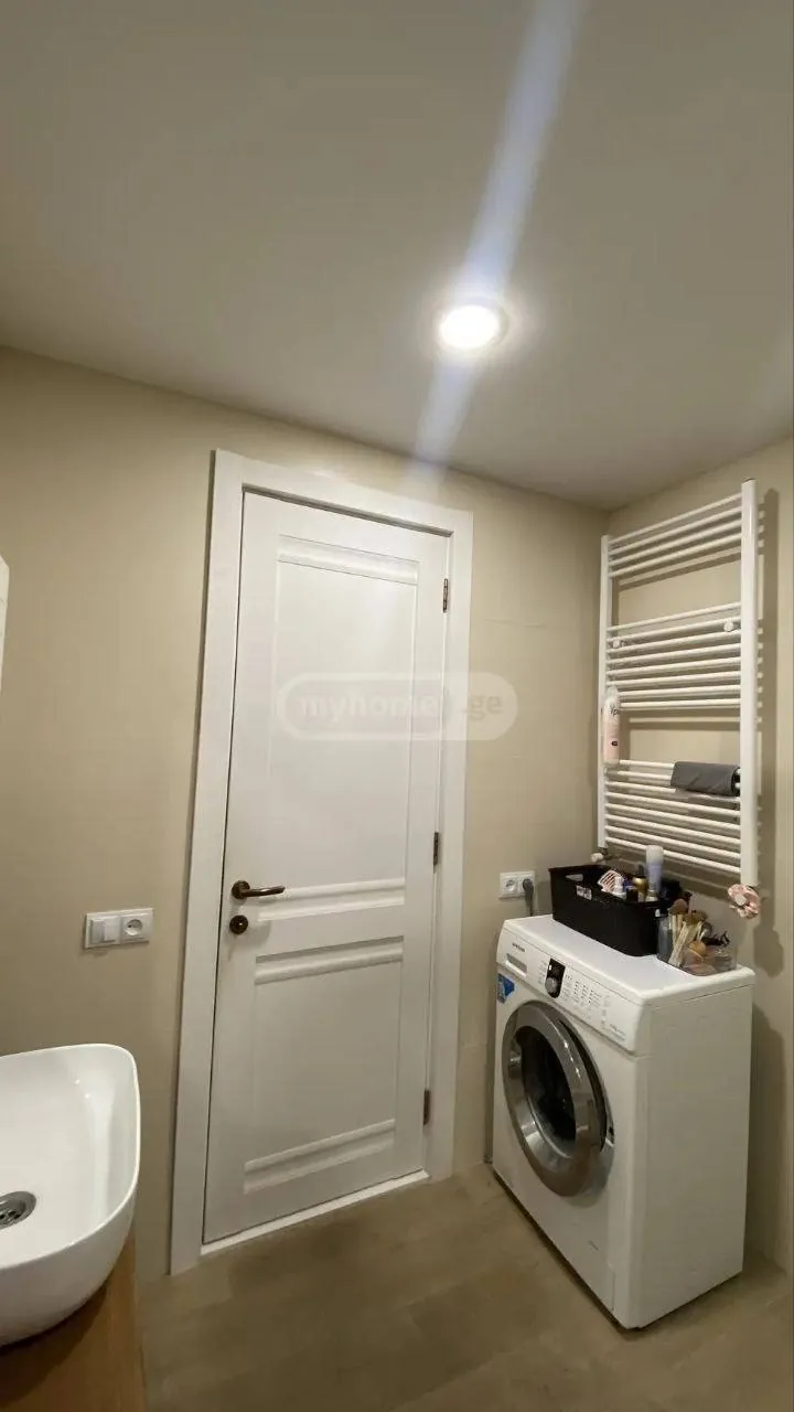 Квартира 55 м² с 2 комнатами у метро Ахметели 10