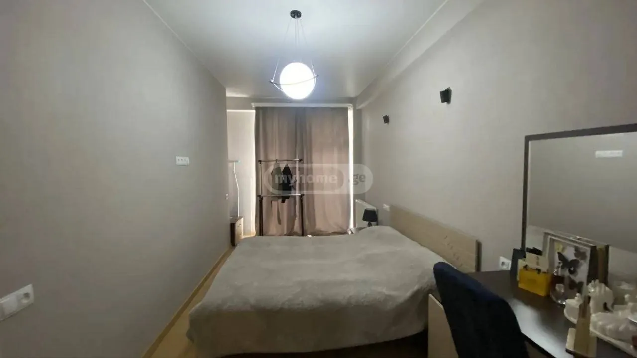 Квартира 55 м² с 2 комнатами у метро Ахметели 4